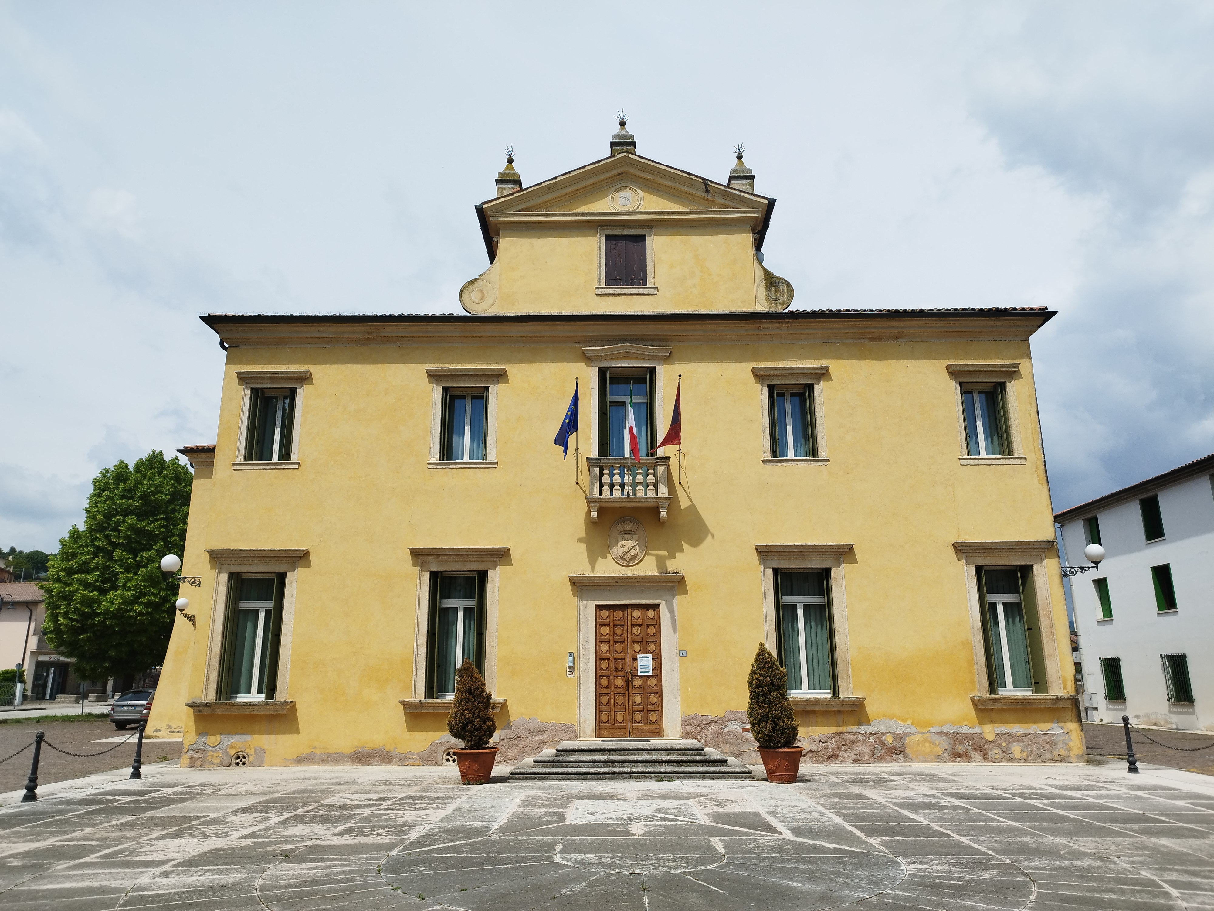 Municipio - Villa Ferramosca Giovanelli